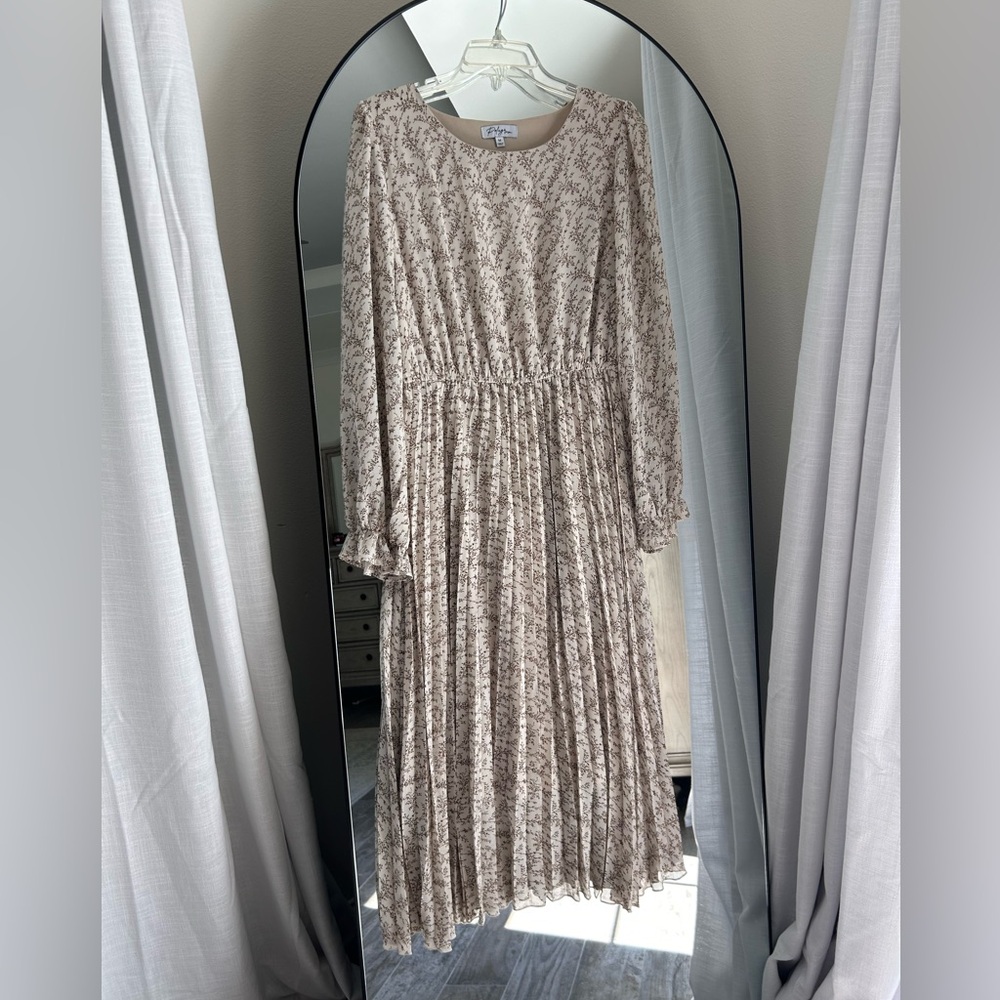 Beige Floral Chiffon Pleated Self Tie Maternity Midi